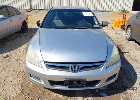 2006 Honda Accord 2.4 Se z USA, uszkodzony, nr VIN 1HGCM56336A144520
